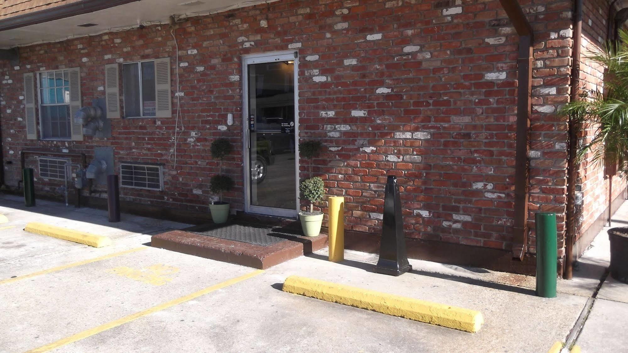 The Treme Hotel New Orleans Exterior photo